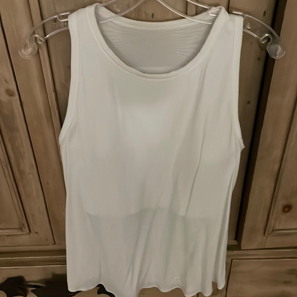 Shebird brand tank with built in bra-sz 6 equates to 38DD NWOT